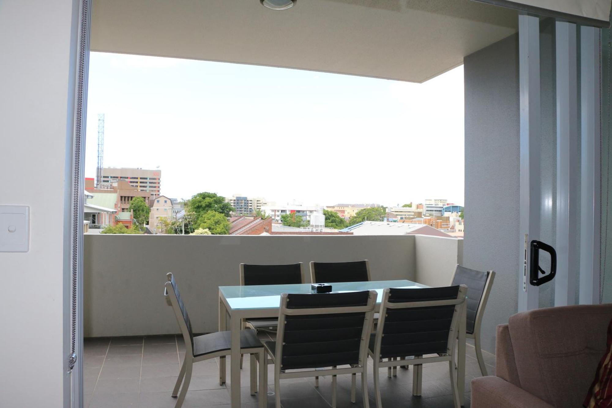 בריסביין Frisco Apartments חדר תמונה
